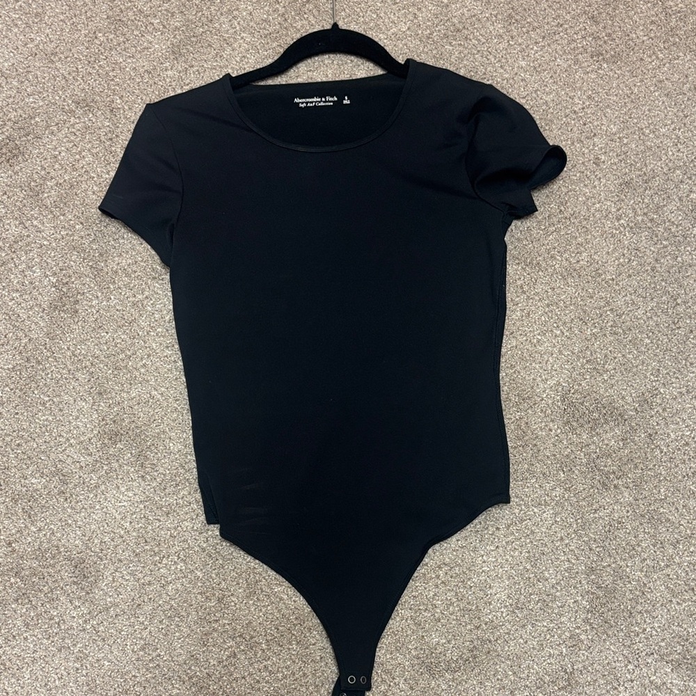 Abercrombie & Fitch Black Short Sleeve Scoop Neck Bodysuit